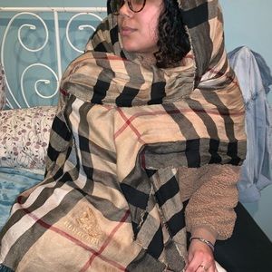Burberry Vintage Check Lightweight Cashmere Scarf